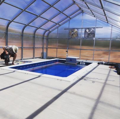 Sistema de cultivo hidropónico de tuberías de agua de múltiples tramos para la eficiencia de la acuicultura en invernadero